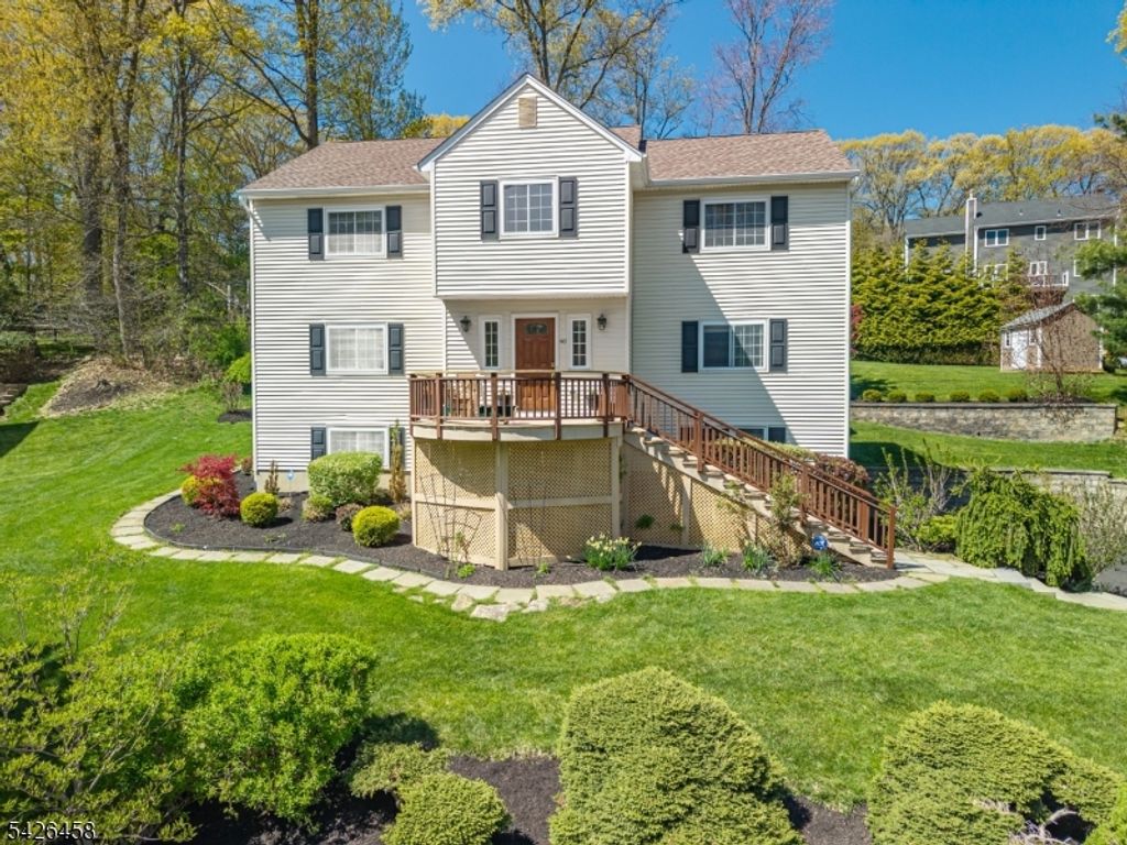140 Shady Ln, Randolph Twp., NJ 07869