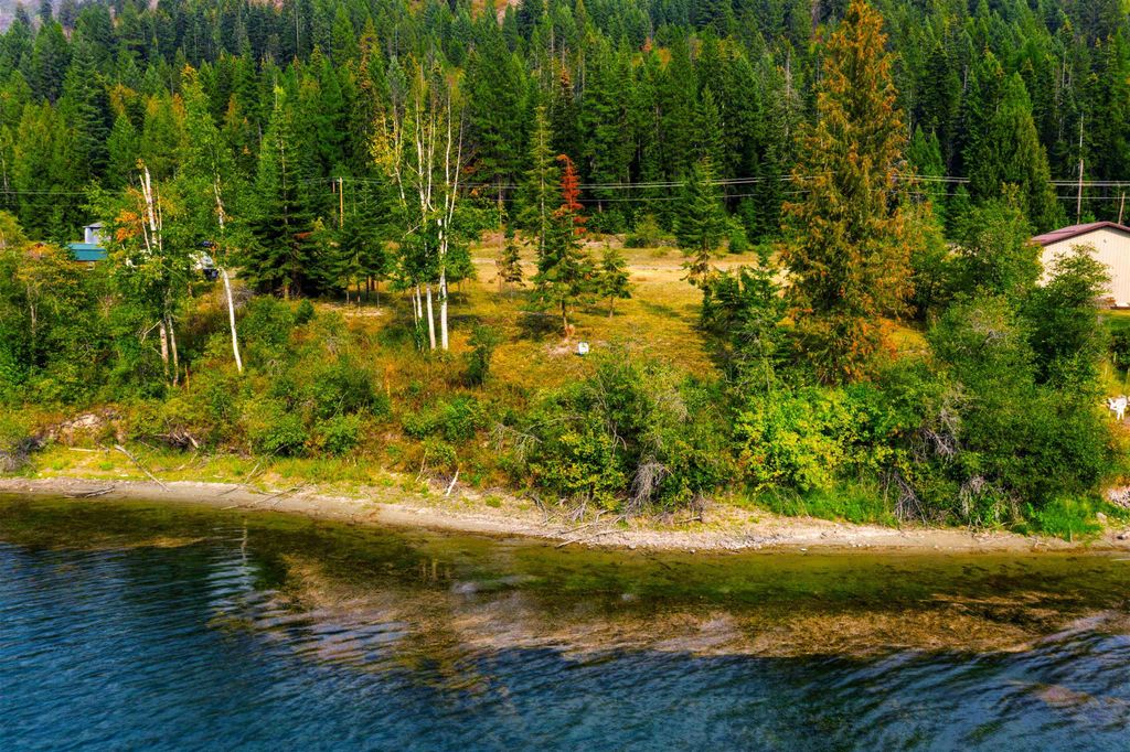 26561 N LeClerc Rd, Ione, WA 99139 photo 2