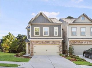 717 St. James, Canton, GA 30115