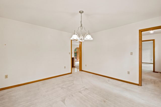 11 Gibson Road, Hillsborough, NH 03244