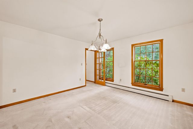 11 Gibson Road, Hillsborough, NH 03244