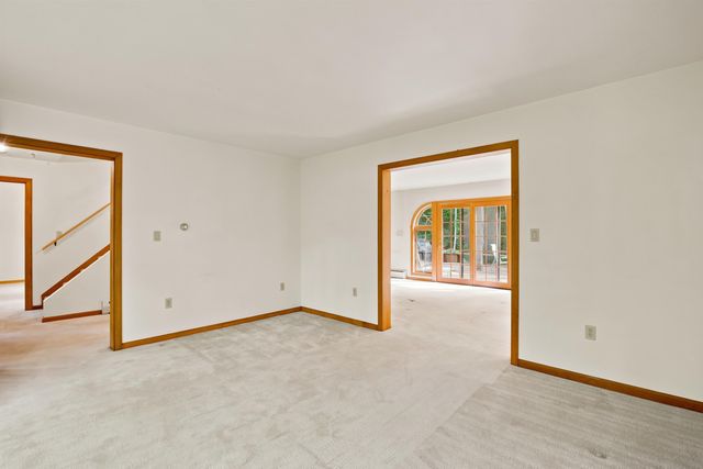 11 Gibson Road, Hillsborough, NH 03244