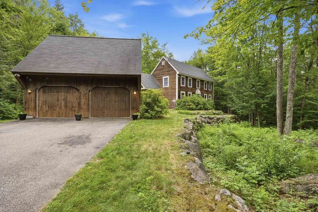 11 Gibson Road, Hillsborough, NH 03244