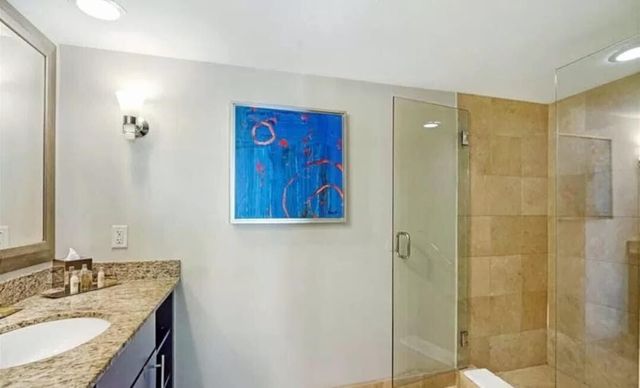 2670 E Sunrise Boulevard 917, Fort Lauderdale, FL 33304