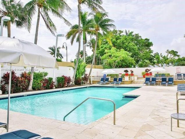 2670 E Sunrise Boulevard 917, Fort Lauderdale, FL 33304