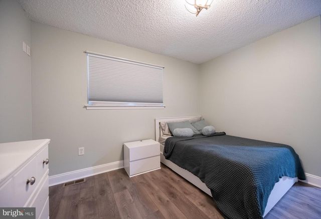 26 KOHOMO AVE, Sicklerville, NJ 08081
