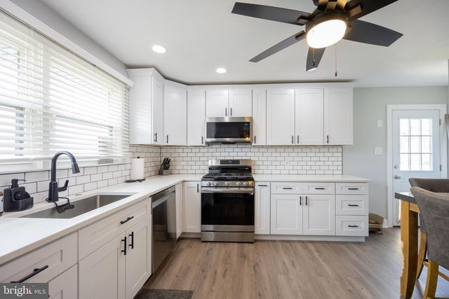 26 KOHOMO AVE, Sicklerville, NJ 08081