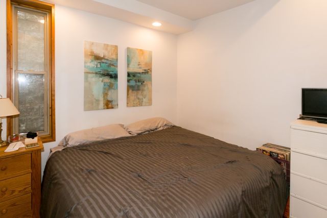 1307 N GREENVIEW Avenue 2F, Chicago, IL 60642