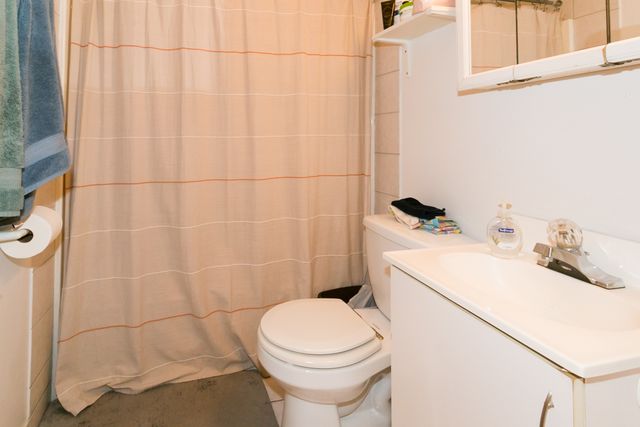 1307 N GREENVIEW Avenue 2F, Chicago, IL 60642