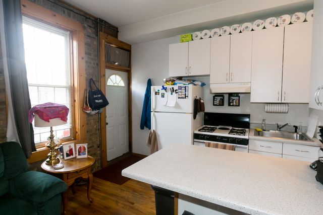 1307 N GREENVIEW Avenue 2F, Chicago, IL 60642