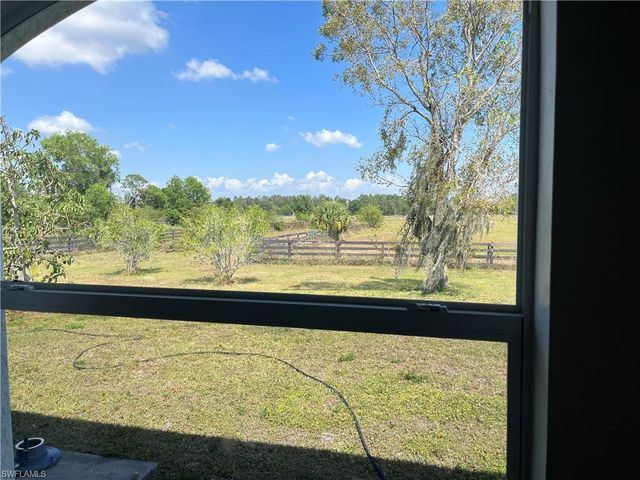 10551 Deal RD, North Fort Myers, FL 33917