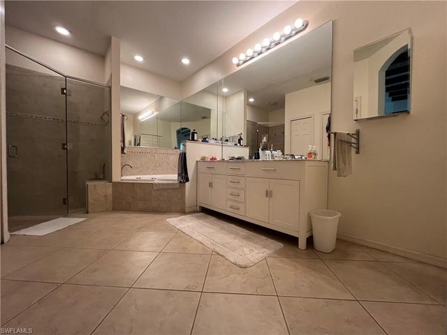 10551 Deal RD, North Fort Myers, FL 33917