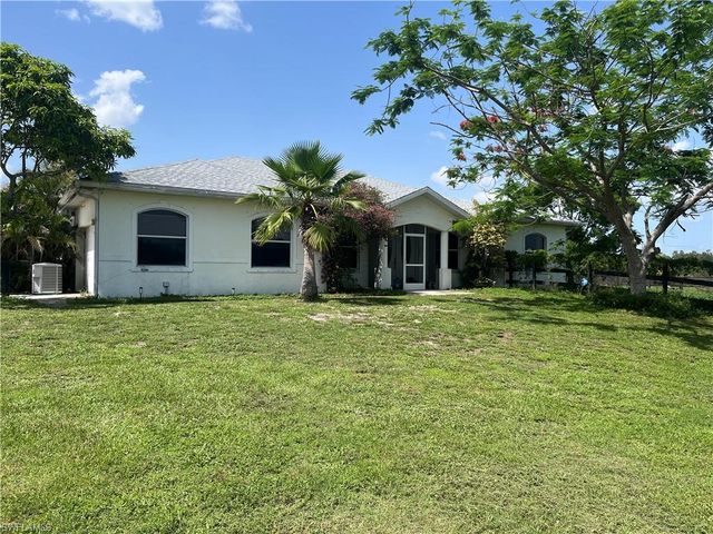 10551 Deal RD, North Fort Myers, FL 33917
