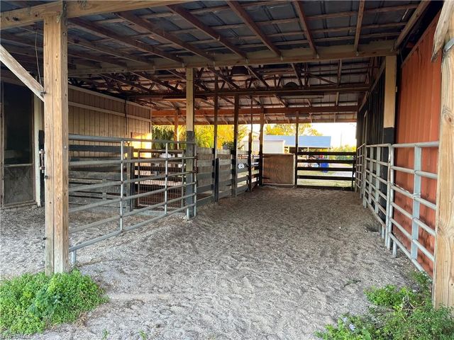 10551 Deal RD, North Fort Myers, FL 33917