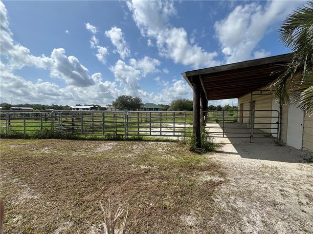 10551 Deal RD, North Fort Myers, FL 33917