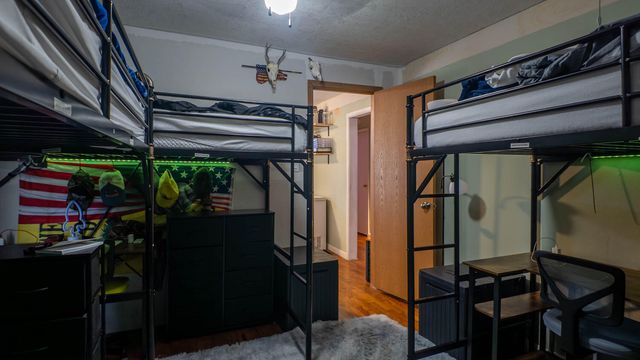 401 W Fourth Street, Willow Springs, MO 65793