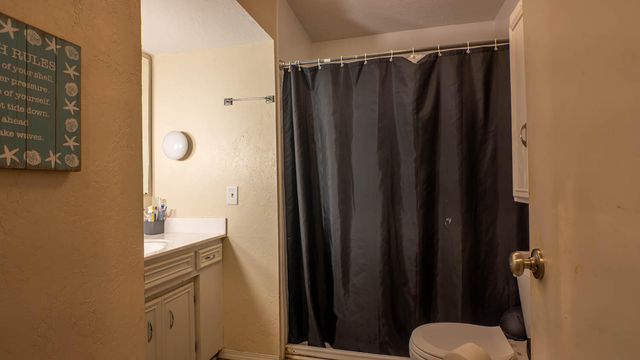 401 W Fourth Street, Willow Springs, MO 65793