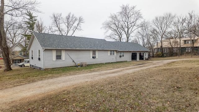 401 W Fourth Street, Willow Springs, MO 65793