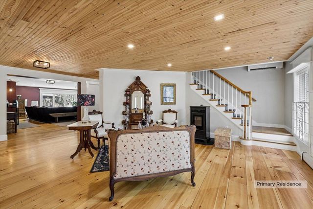 15 Pepperell Road, Brookline, NH 03033