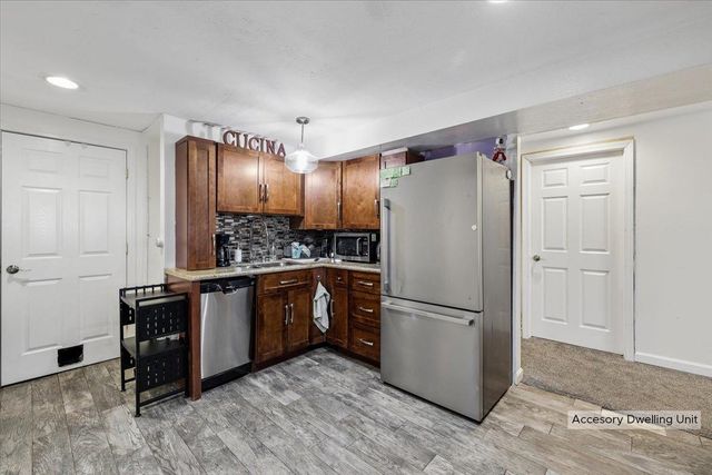 15 Pepperell Road, Brookline, NH 03033