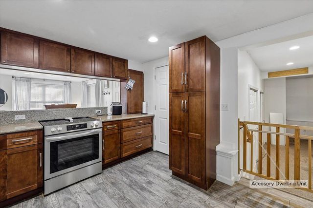 15 Pepperell Road, Brookline, NH 03033