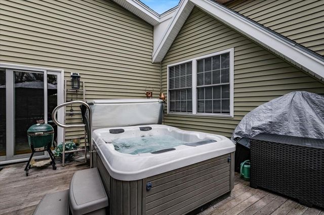 15 Pepperell Road, Brookline, NH 03033