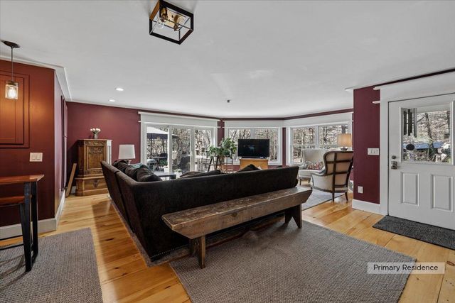 15 Pepperell Road, Brookline, NH 03033