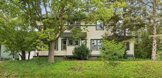 3001 W 47th Street, Minneapolis, MN 55410