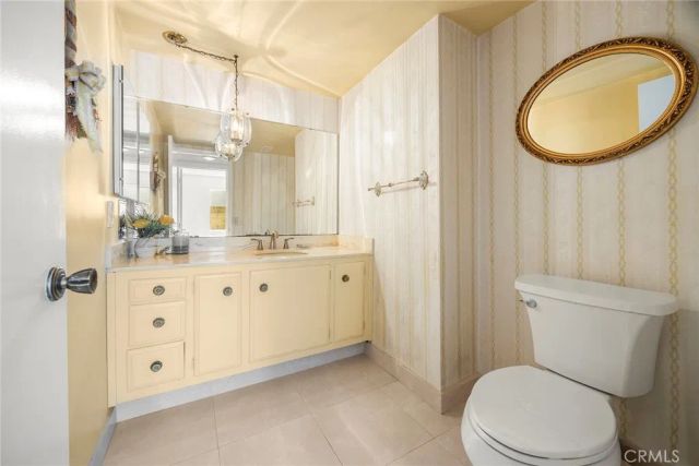 1700 S Carnelian Street, Anaheim, CA 92802