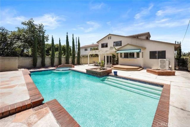 1700 S Carnelian Street, Anaheim, CA 92802