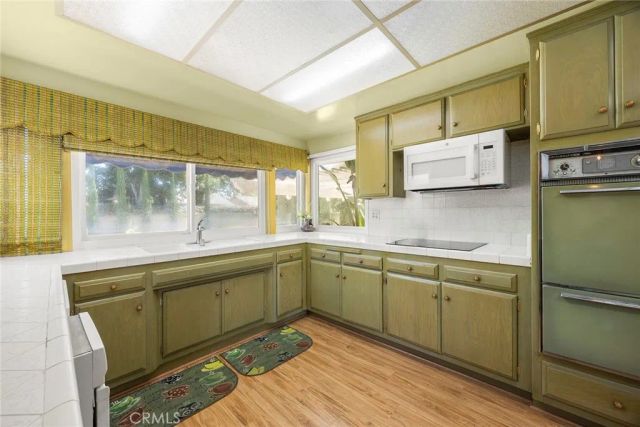 1700 S Carnelian Street, Anaheim, CA 92802