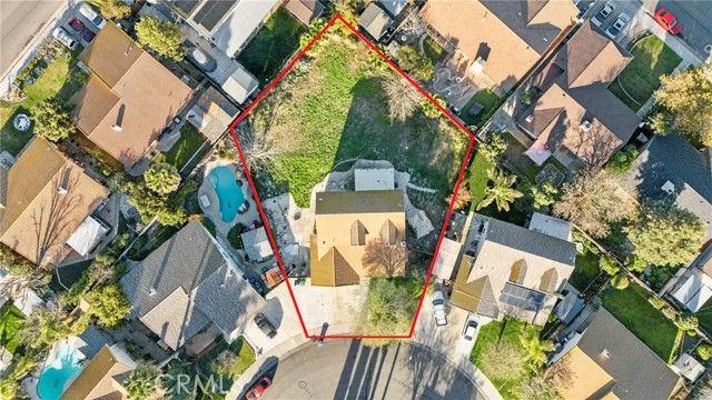 454 Oakwood Drive, Los Banos, CA 93635