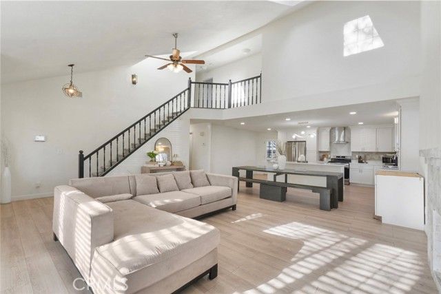 454 Oakwood Drive, Los Banos, CA 93635