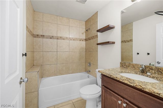 902 SW 39th TER, Cape Coral, FL 33914