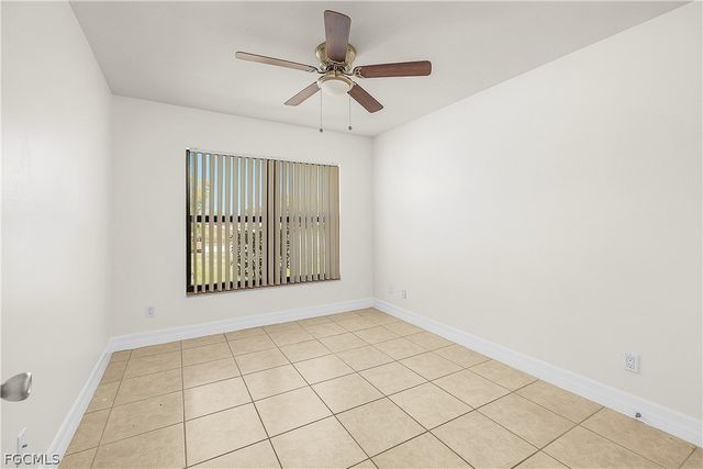 902 SW 39th TER, Cape Coral, FL 33914