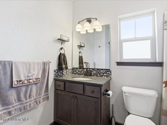 8023 N DARLENA LOOP, Coeur D'alene, ID 83815