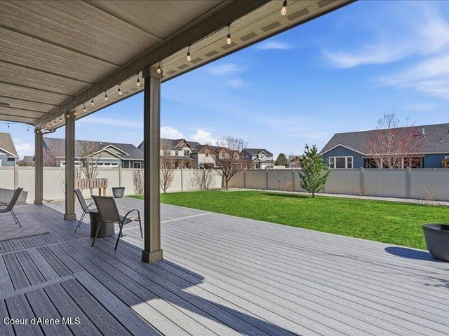 8023 N DARLENA LOOP, Coeur D'alene, ID 83815