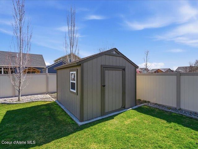 8023 N DARLENA LOOP, Coeur D'alene, ID 83815