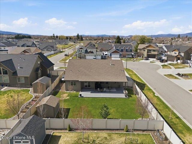 8023 N DARLENA LOOP, Coeur D'alene, ID 83815
