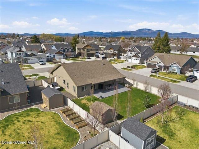 8023 N DARLENA LOOP, Coeur D'alene, ID 83815