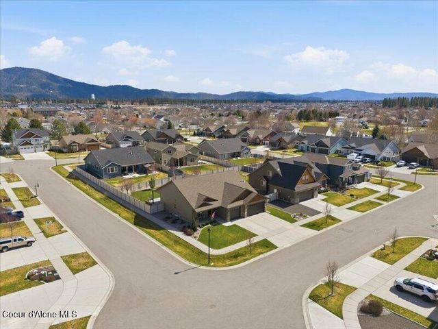 8023 N DARLENA LOOP, Coeur D'alene, ID 83815