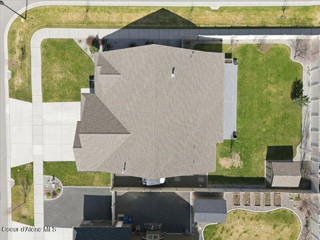 8023 N DARLENA LOOP, Coeur D'alene, ID 83815