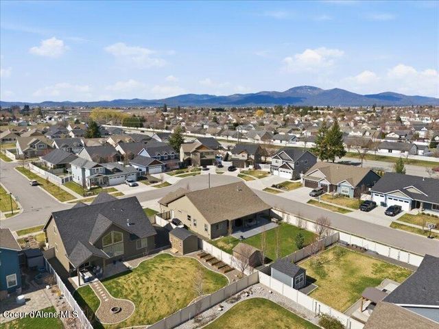 8023 N DARLENA LOOP, Coeur D'alene, ID 83815