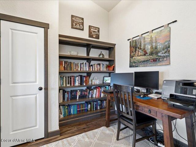 8023 N DARLENA LOOP, Coeur D'alene, ID 83815