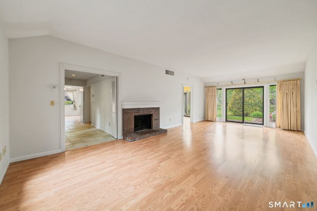 474 Heritage Village A, Southbury, CT 06488