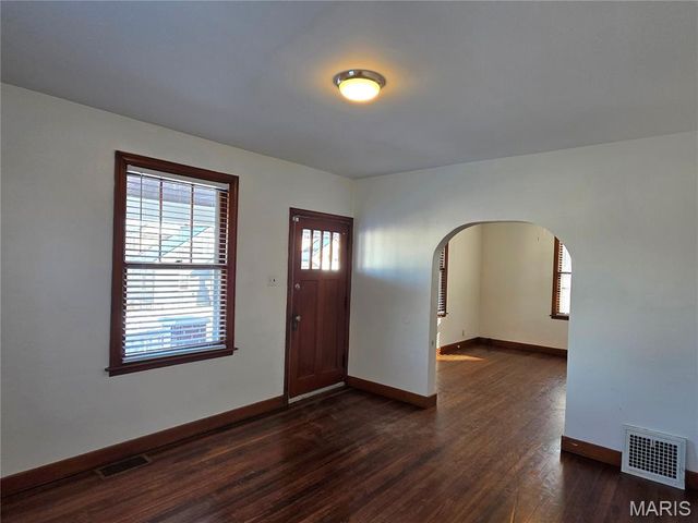 305 Williams Street, Washington, MO 63090