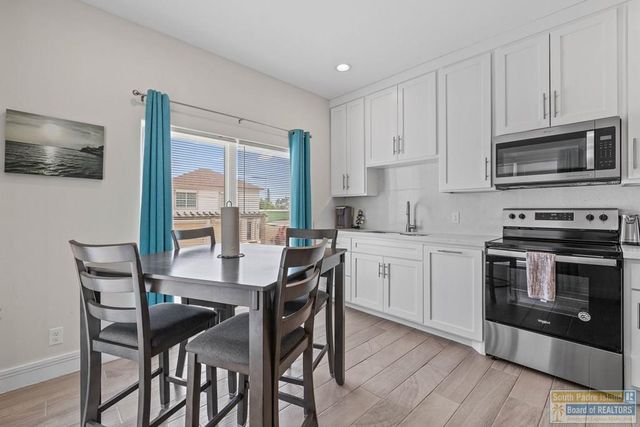 1109 Tarpon Ave, Port Isabel, TX 78578