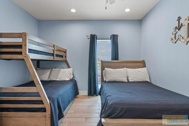 1109 Tarpon Ave, Port Isabel, TX 78578