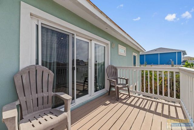 1109 Tarpon Ave, Port Isabel, TX 78578