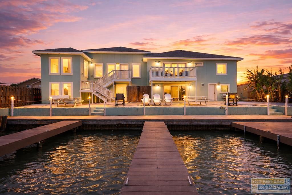 1109 Tarpon Ave, Port Isabel, TX 78578